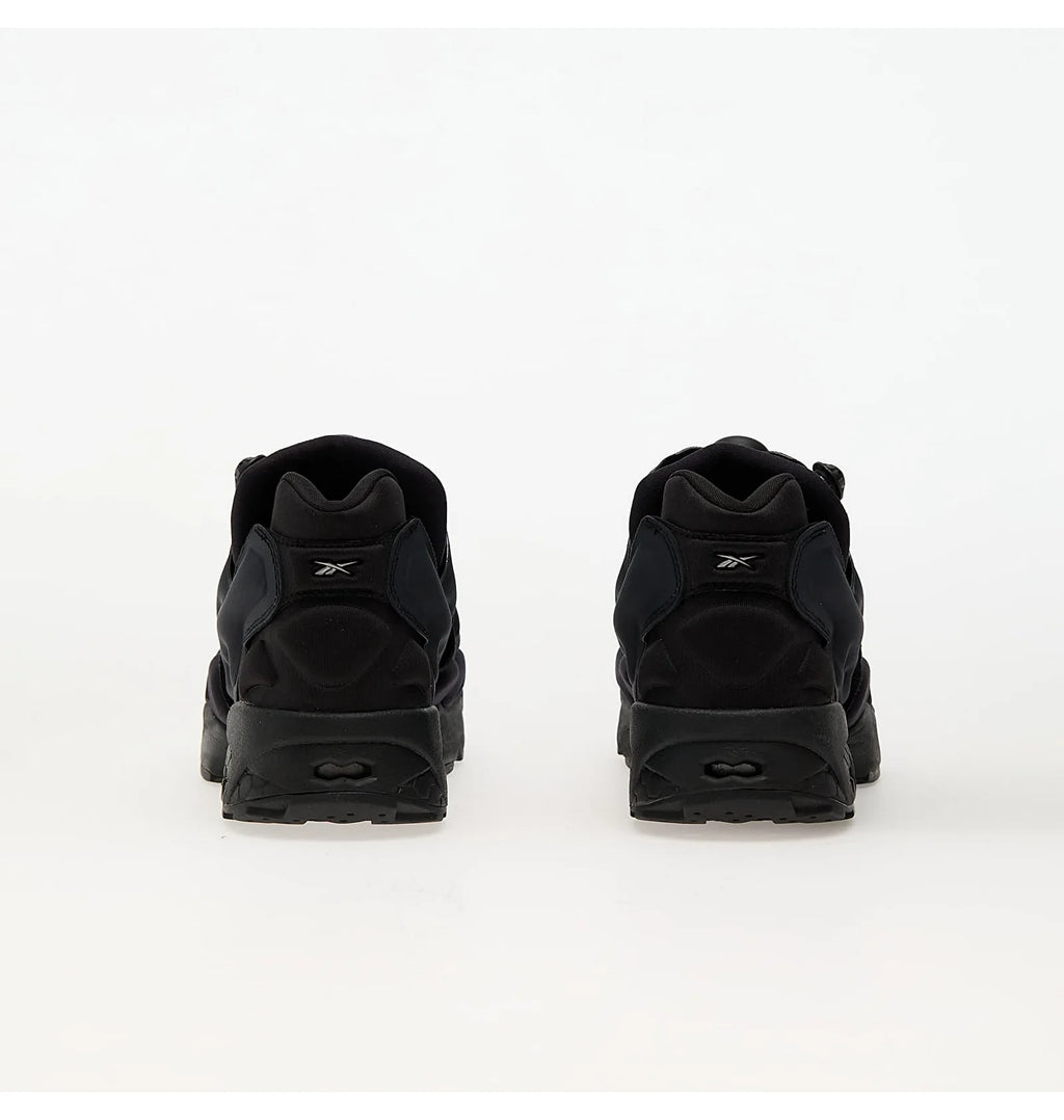 REEBOK INSTA PUMP CAVIAR & BLACK