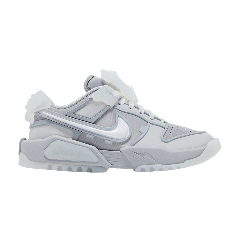 NIKE DUNK LOW X RTFKT GHOST