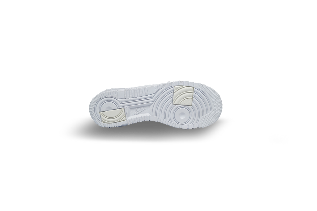 NIKE AIR FORCE 1 PIXEL