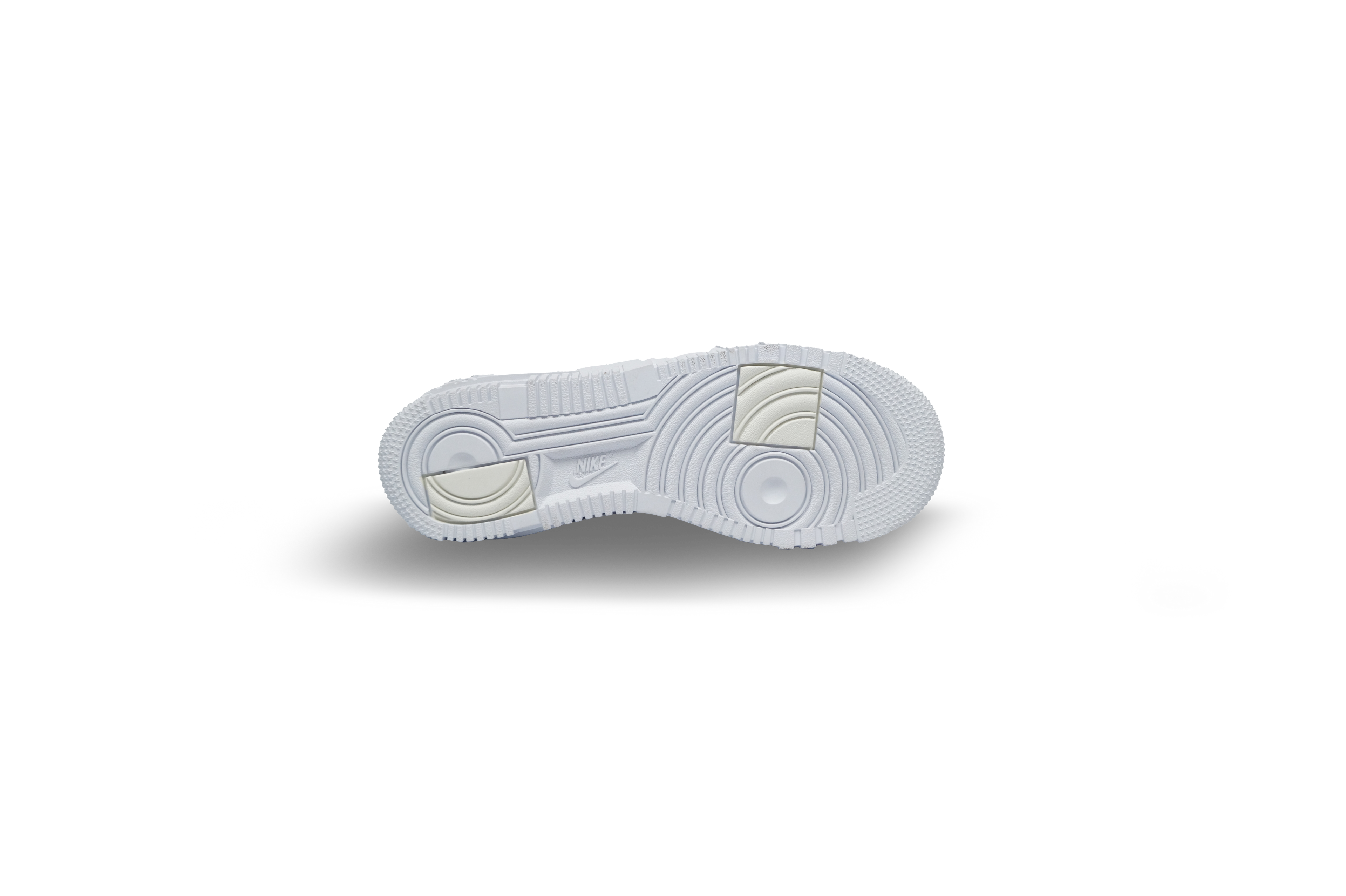NIKE AIR FORCE 1 PIXEL