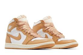 NIKE AIR JORDAN 1 HIGH PRALINE