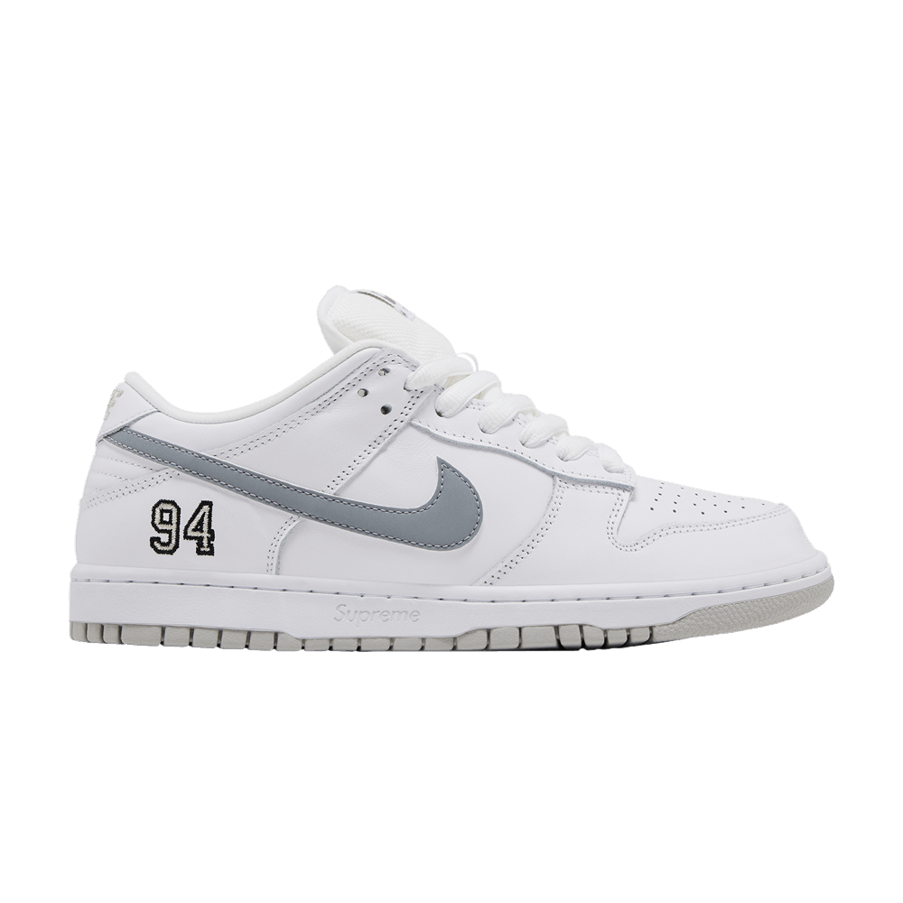 NIKE SB DUNK LOW X SUPREME WHITE