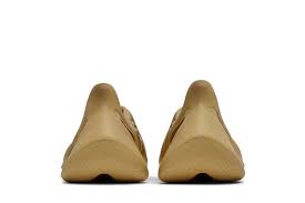 ADIDAS YEEZY FOAM RNR DESERT SAND