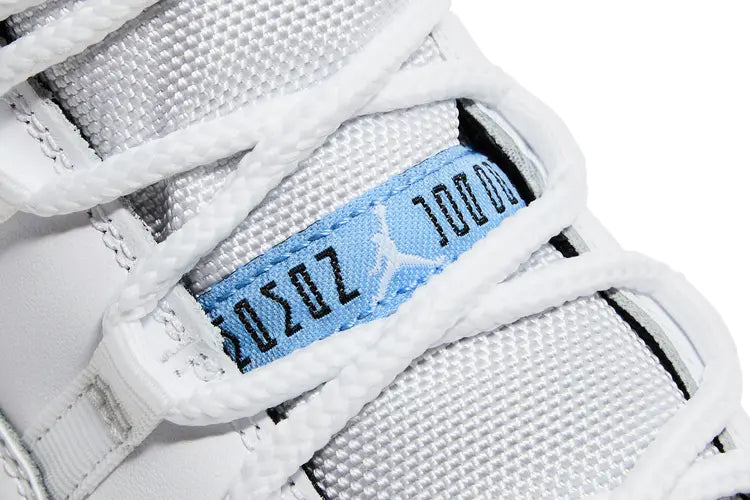 JORDAN 11 RETRO LEGEND BLUE