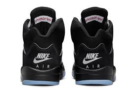 NIKE AIR JORDAN 5 BLACK METALIC OG