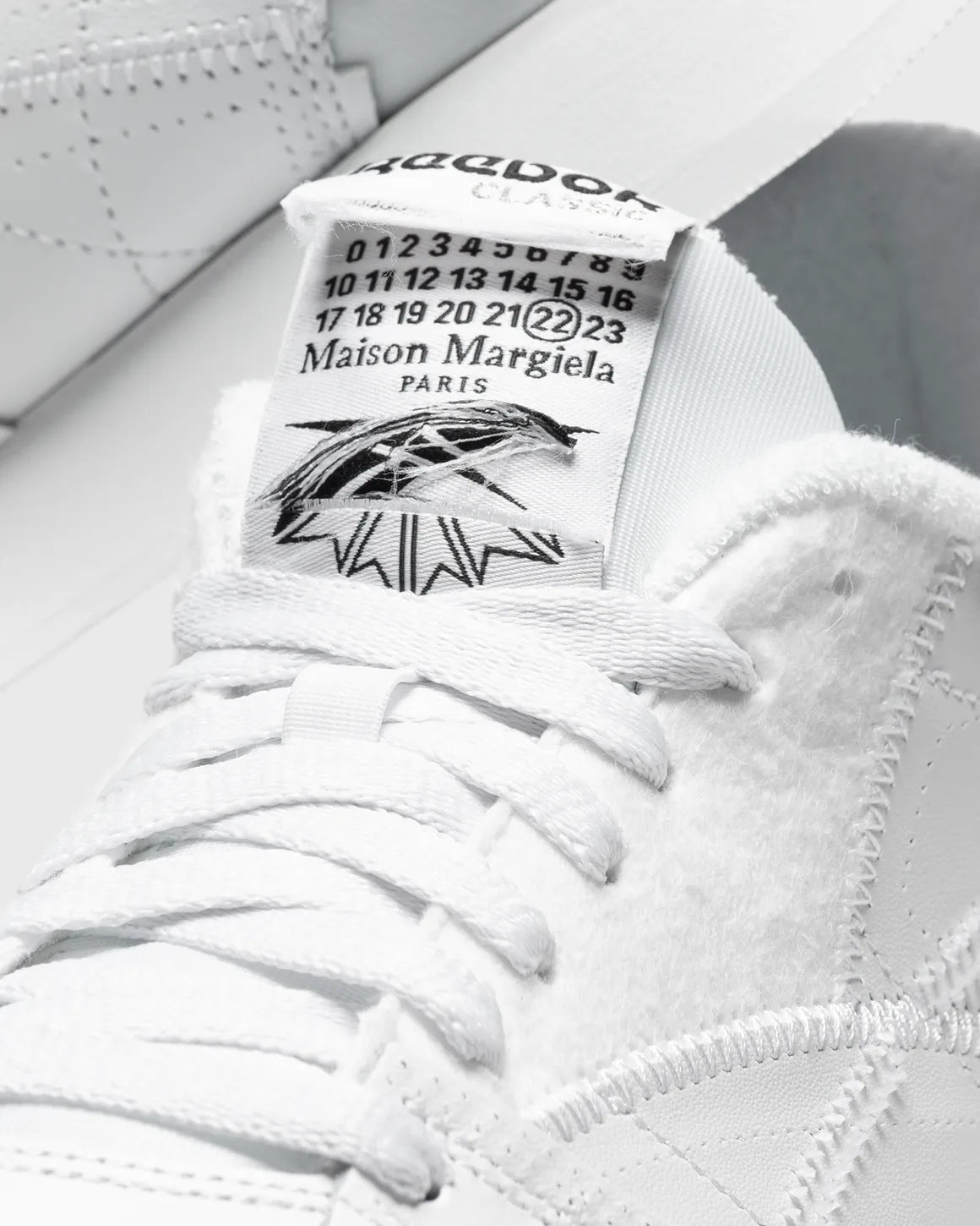 REEBOK X MAISON MARGIELA CLASSIC LEATHER "MEMORY OF"