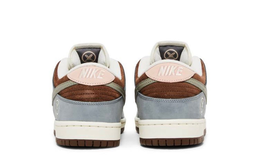 NIKE SB DUNK LOW X YUTO HORIGOME