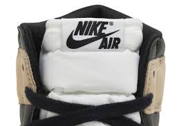 NIKE AIR JORDAN 1 HIGH OG LATTE
