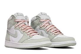 NIKE AIR JORDAN 1 HIGH SEAFOAM