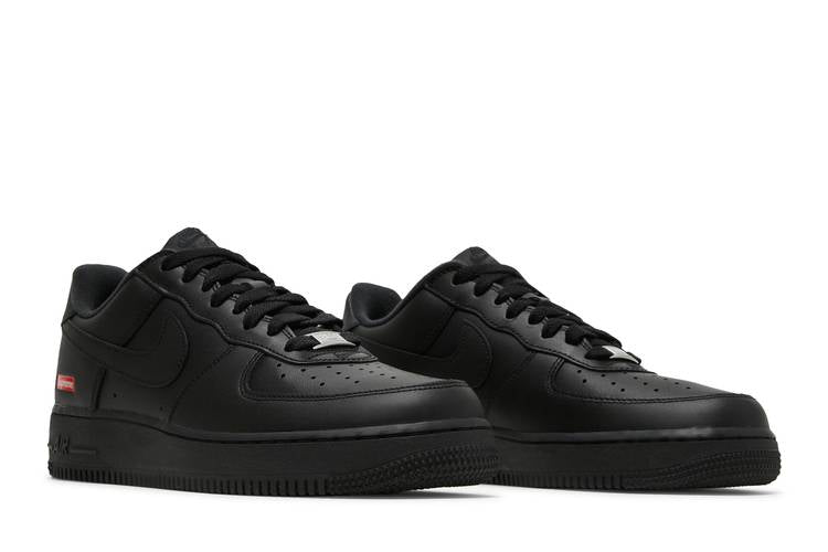NIKE AIR FORCE 1 X SUPREME BLACK
