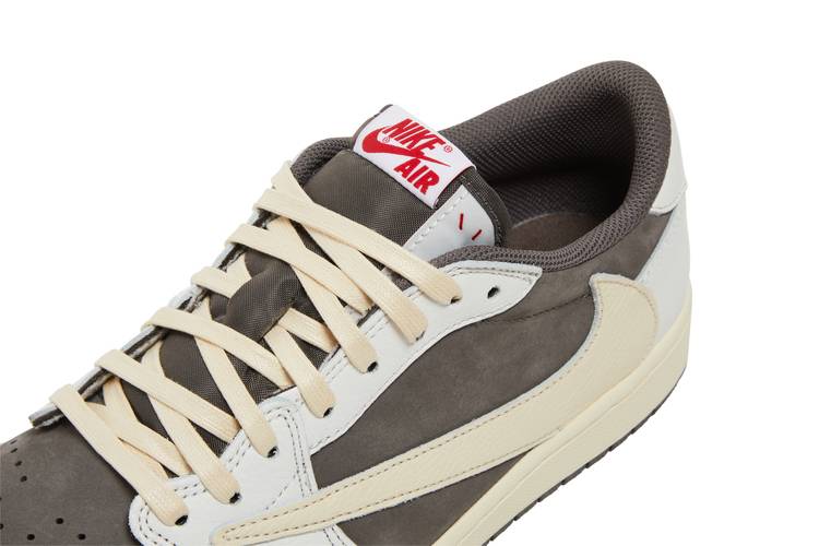 NIKE AIR JORDAN 1 LOW X TRAVIS SCOTT REVERSE MOCHA