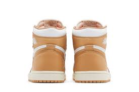 NIKE AIR JORDAN 1 HIGH PRALINE