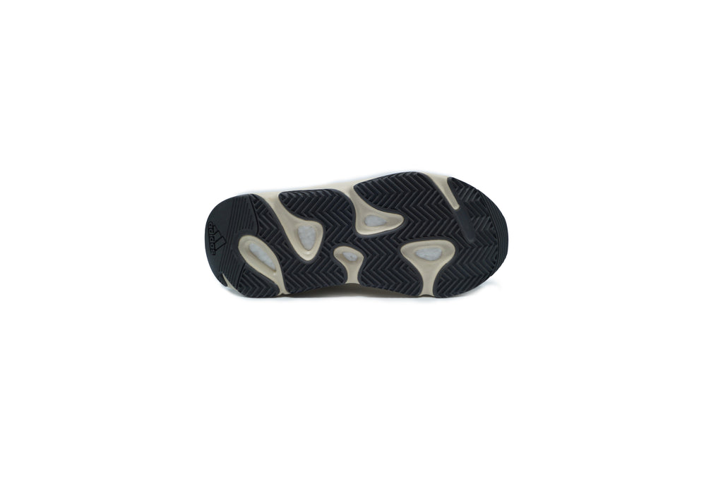 ADIDAS YEEZY 700 ANALOG