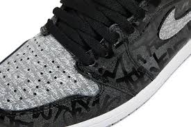 NIKE AIR JORDAN 1 HIGH OG REBELLIONAIRE