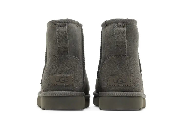 UGG CLASSIC MINI BOOT GREY