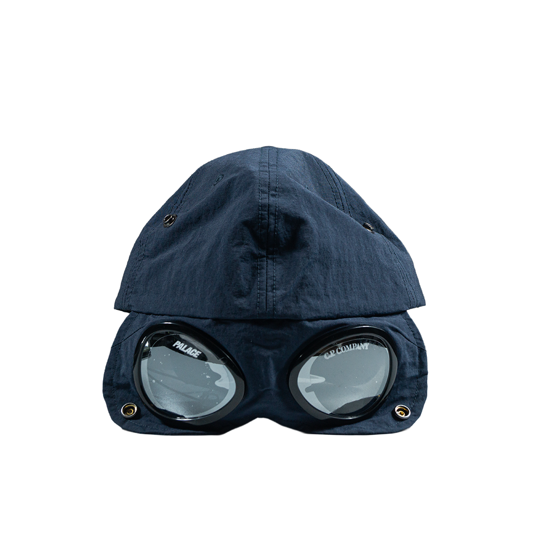 C.P. COMPANY X PALACE HAT WITH GOOGLES