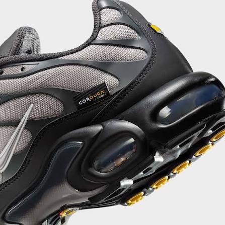 NIKE AIR MAX PLUS TN X CORDURA