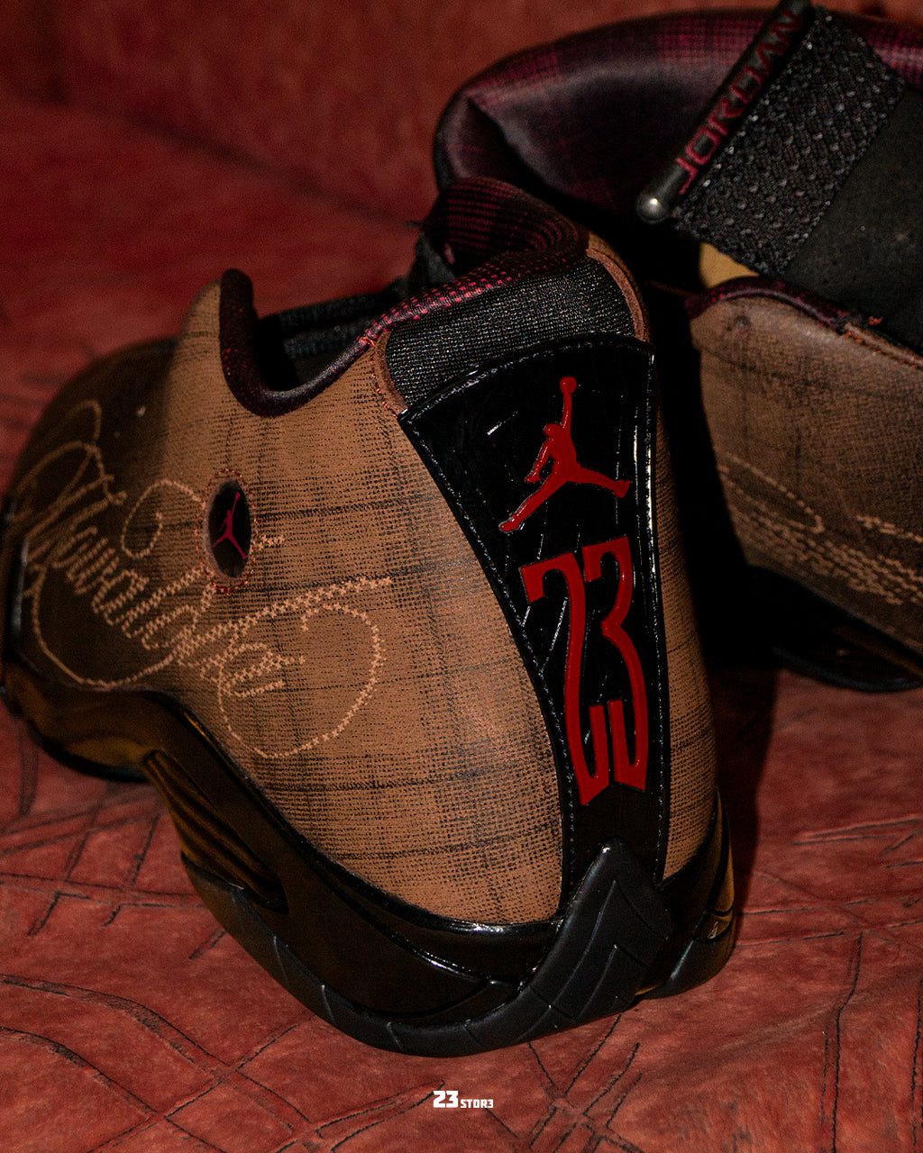JORDAN 14 X MOWALOLA BURNT RED