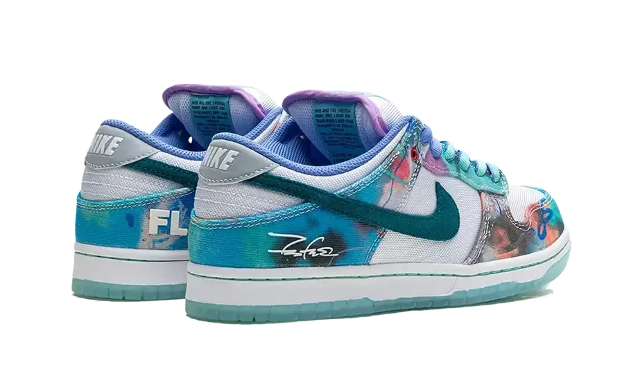 NIKE SB DUNK LOW FUTURA